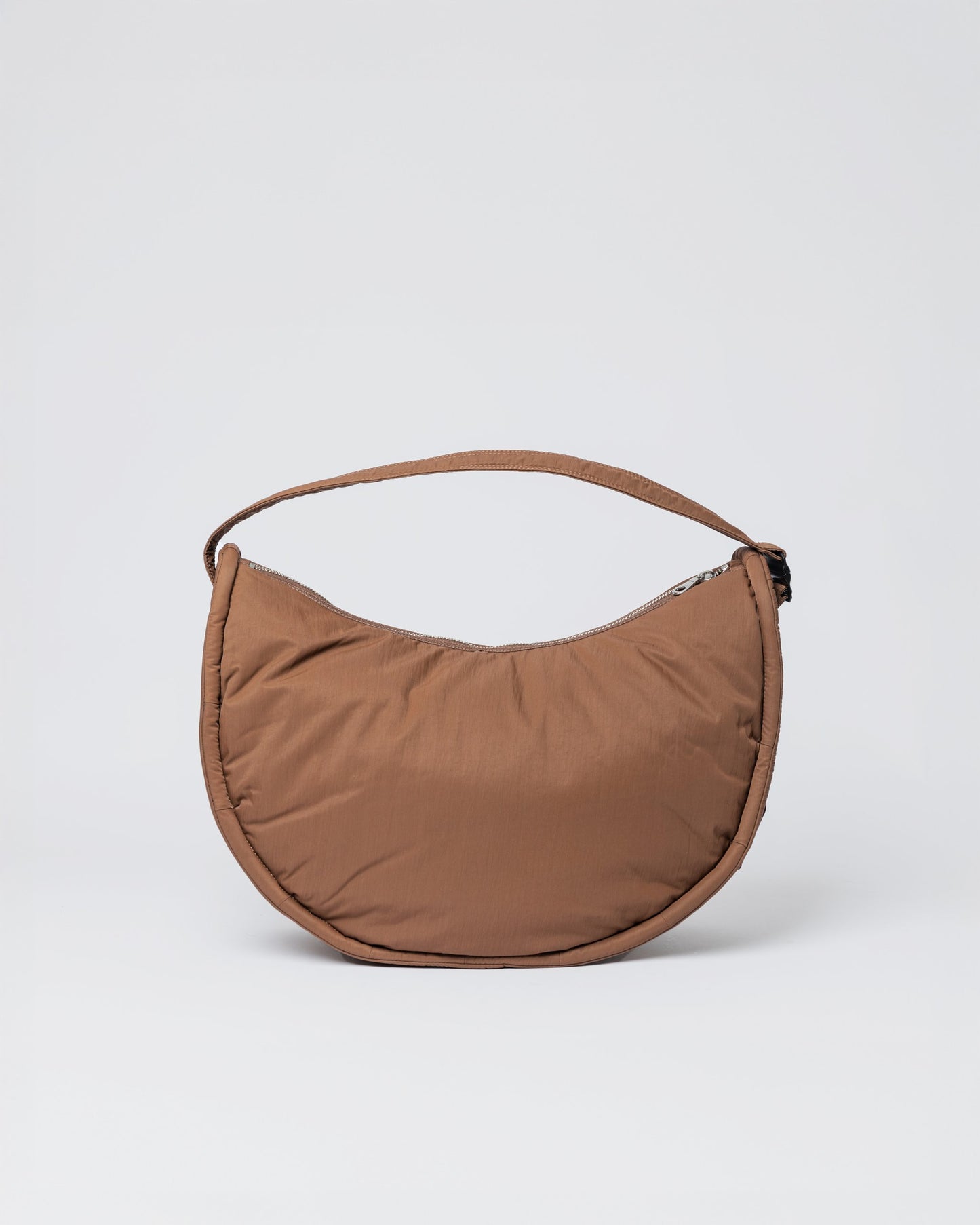 CURVE Crossbody Round L dark taupe | Bildmaterial bereitgestellt von SHOES.PLEASE.