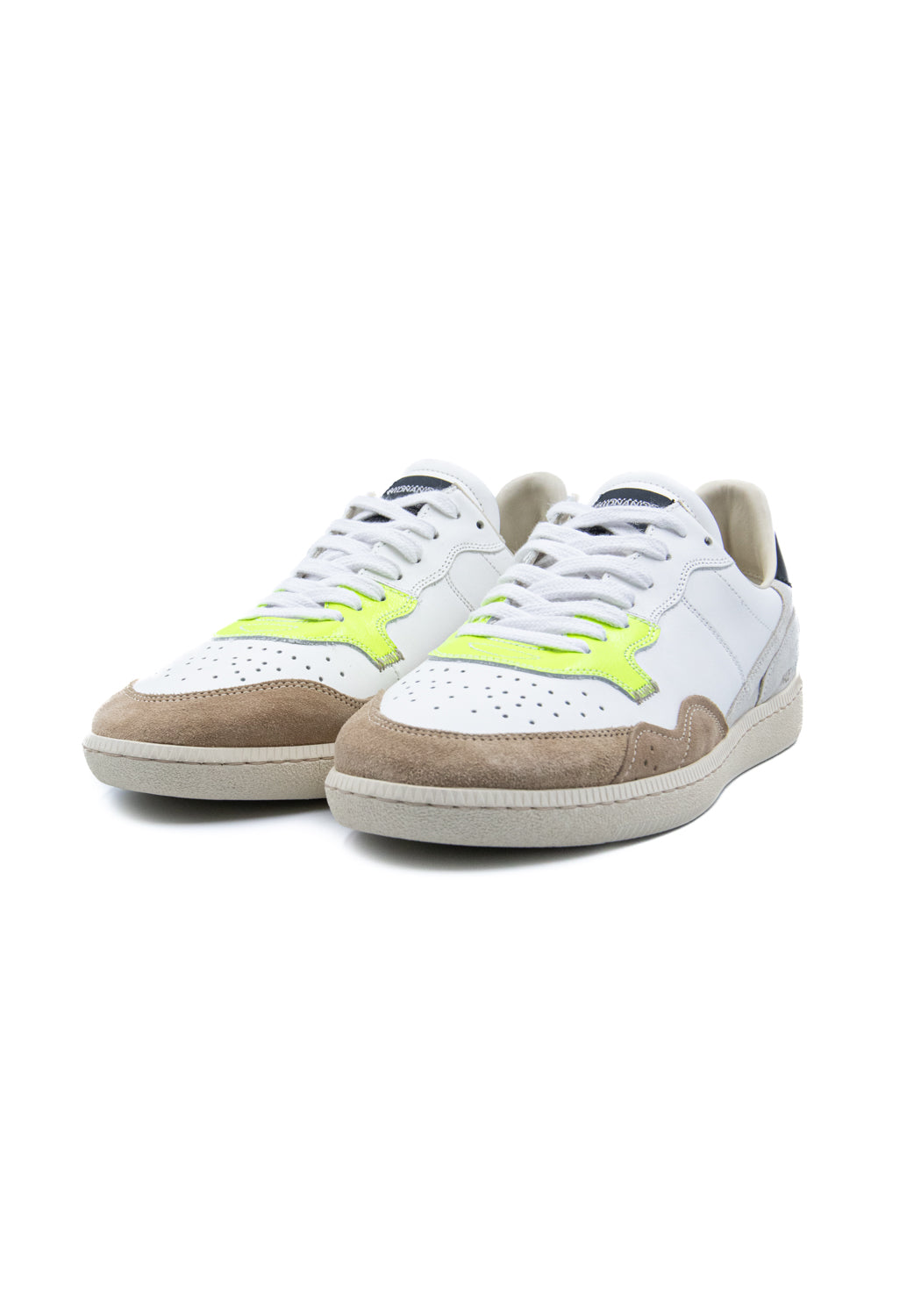 MEGA T white/black | Bildmaterial bereitgestellt von SHOES.PLEASE.