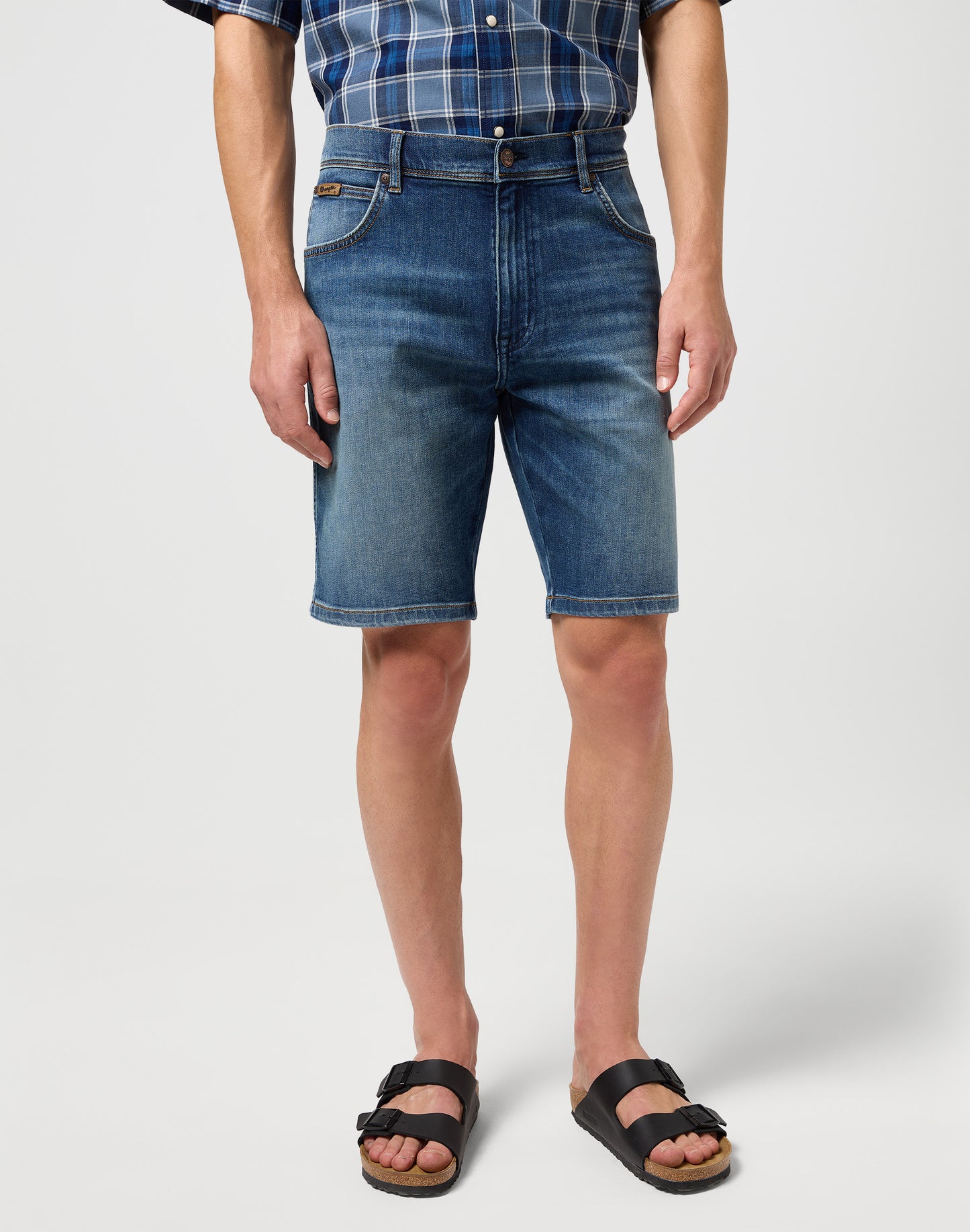 TEXAS_SHORTS HARE medium denim | Bildmaterial bereitgestellt von SHOES.PLEASE.