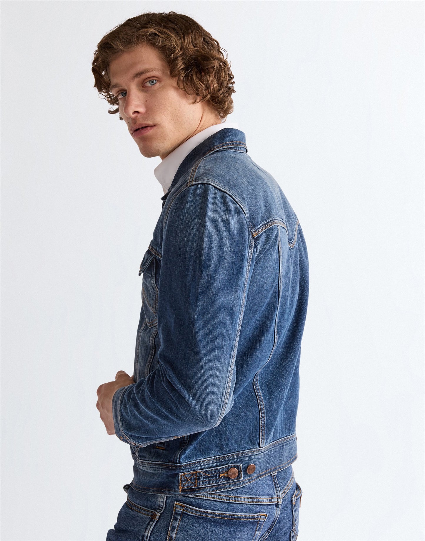 Wrangler Western DNM Jkt mid stone | Bildmaterial bereitgestellt von SHOES.PLEASE.