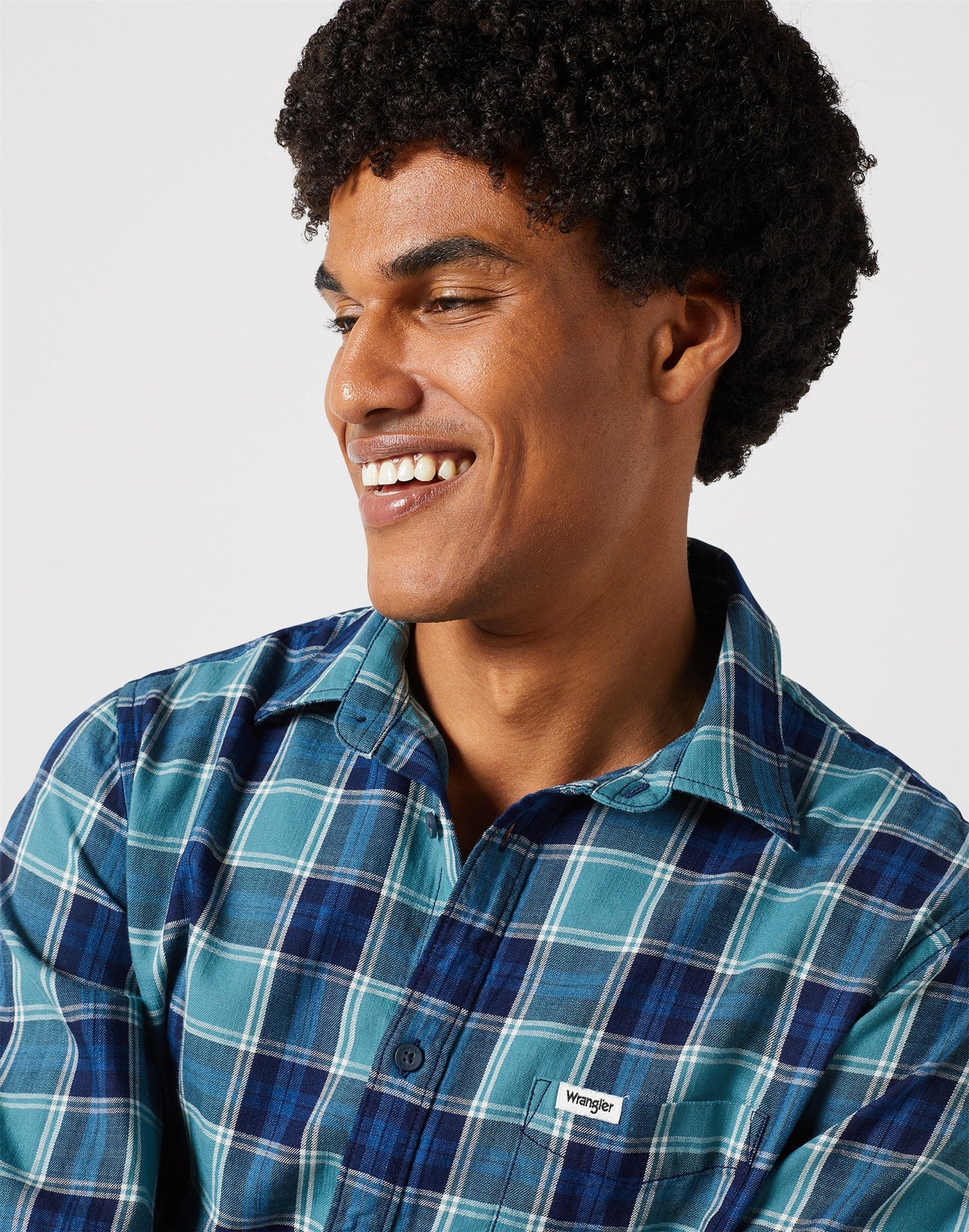 LS_1_PKT_SHIRT HYDRO_indigo | Bildmaterial bereitgestellt von SHOES.PLEASE.