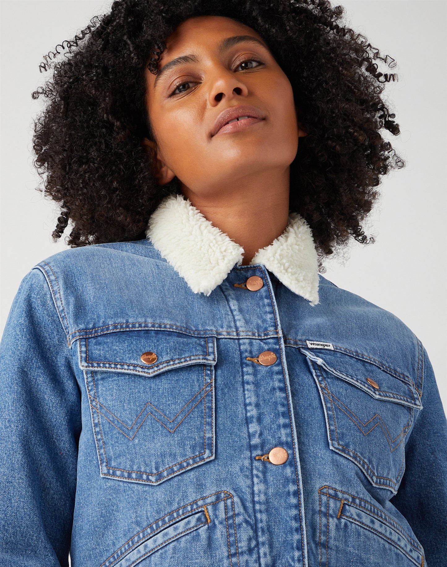 HERITAGE_SHERPA_JACKET FIRST_LOVE medium denim | Bildmaterial bereitgestellt von SHOES.PLEASE.