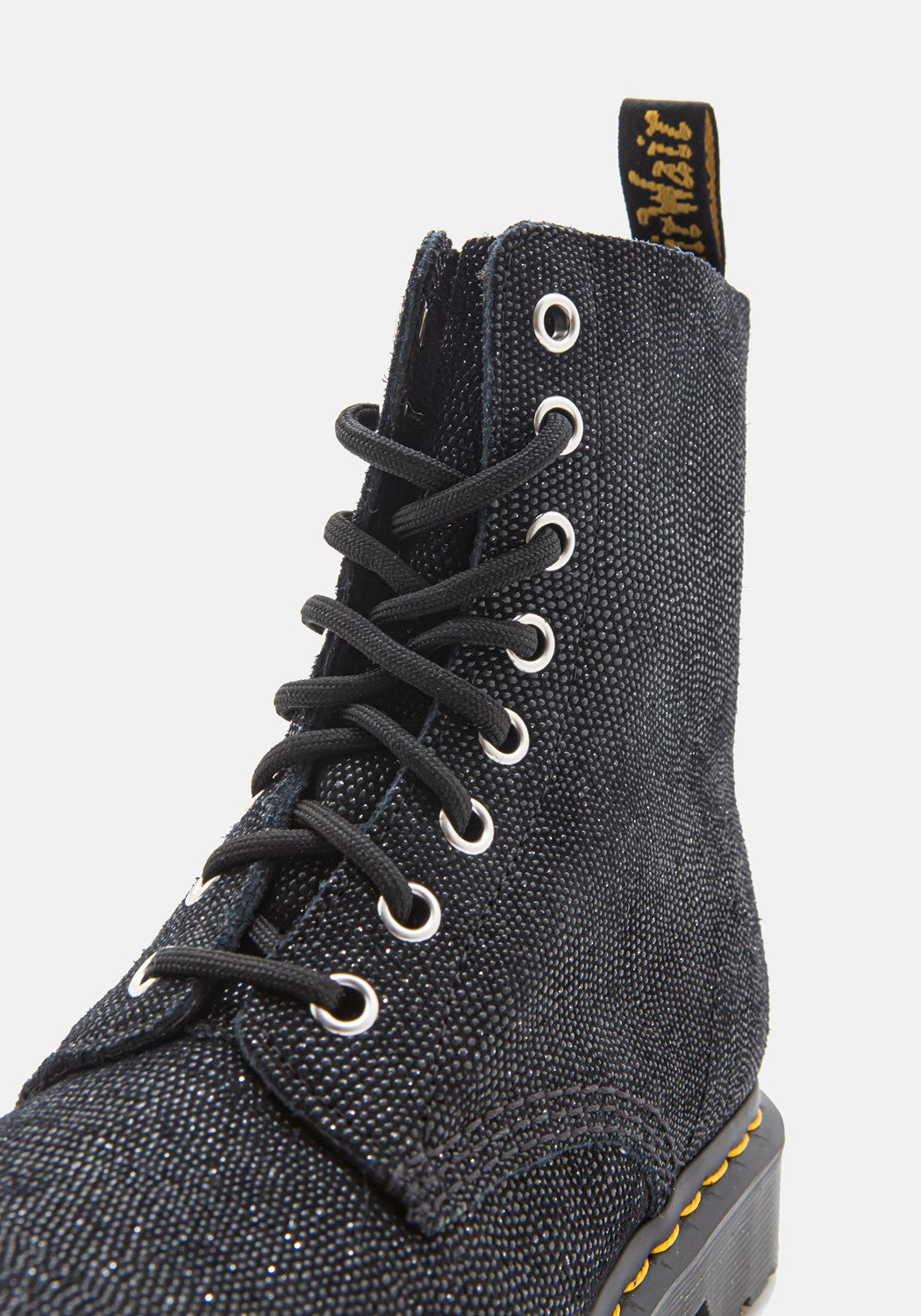 1460 Pascal Black Glitter Ray | Bildmaterial bereitgestellt von SHOES.PLEASE.
