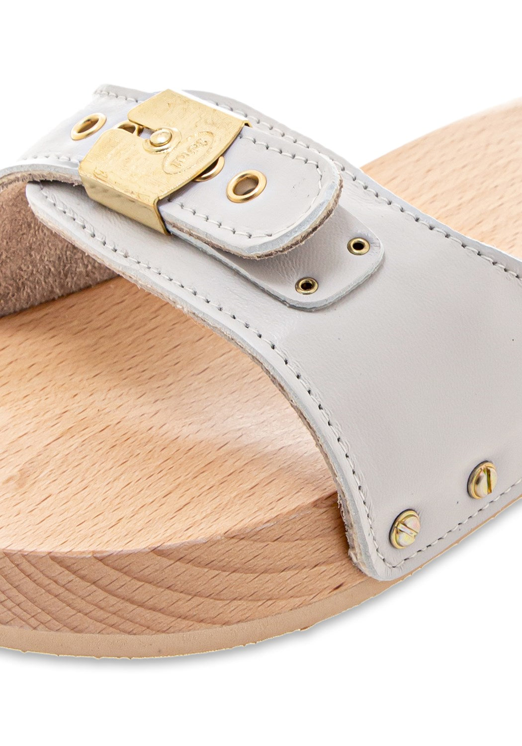 Pescura Flat white | Bildmaterial bereitgestellt von SHOES.PLEASE.