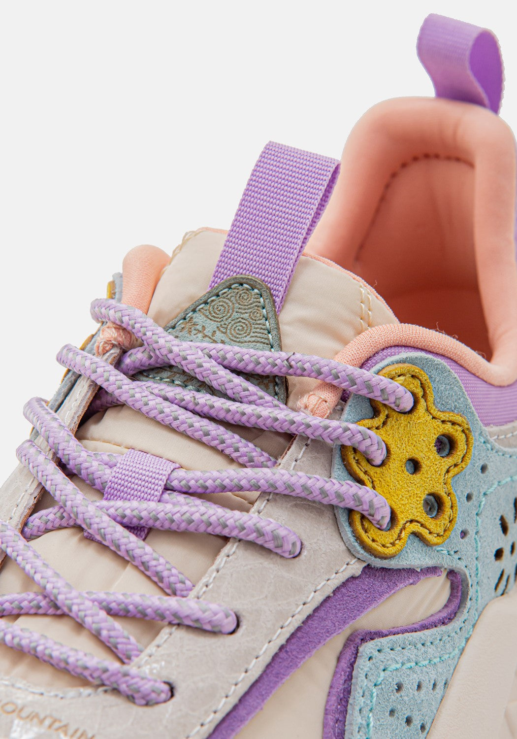 Kotetsu Wmn Embossed Lthr/Nylon wht/viol | Bildmaterial bereitgestellt von SHOES.PLEASE.