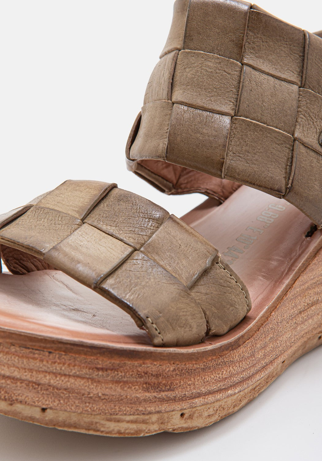 528067-0101-6487 africa | Bildmaterial bereitgestellt von SHOES.PLEASE.