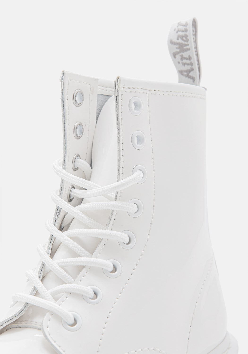 1460 Patent Lamper Mono white | Bildmaterial bereitgestellt von SHOES.PLEASE.