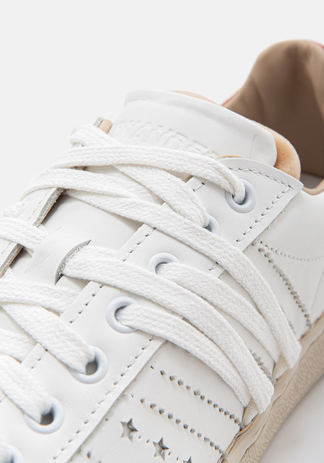 Stripeless Ultimate white/powder pink | Bildmaterial bereitgestellt von SHOES.PLEASE.