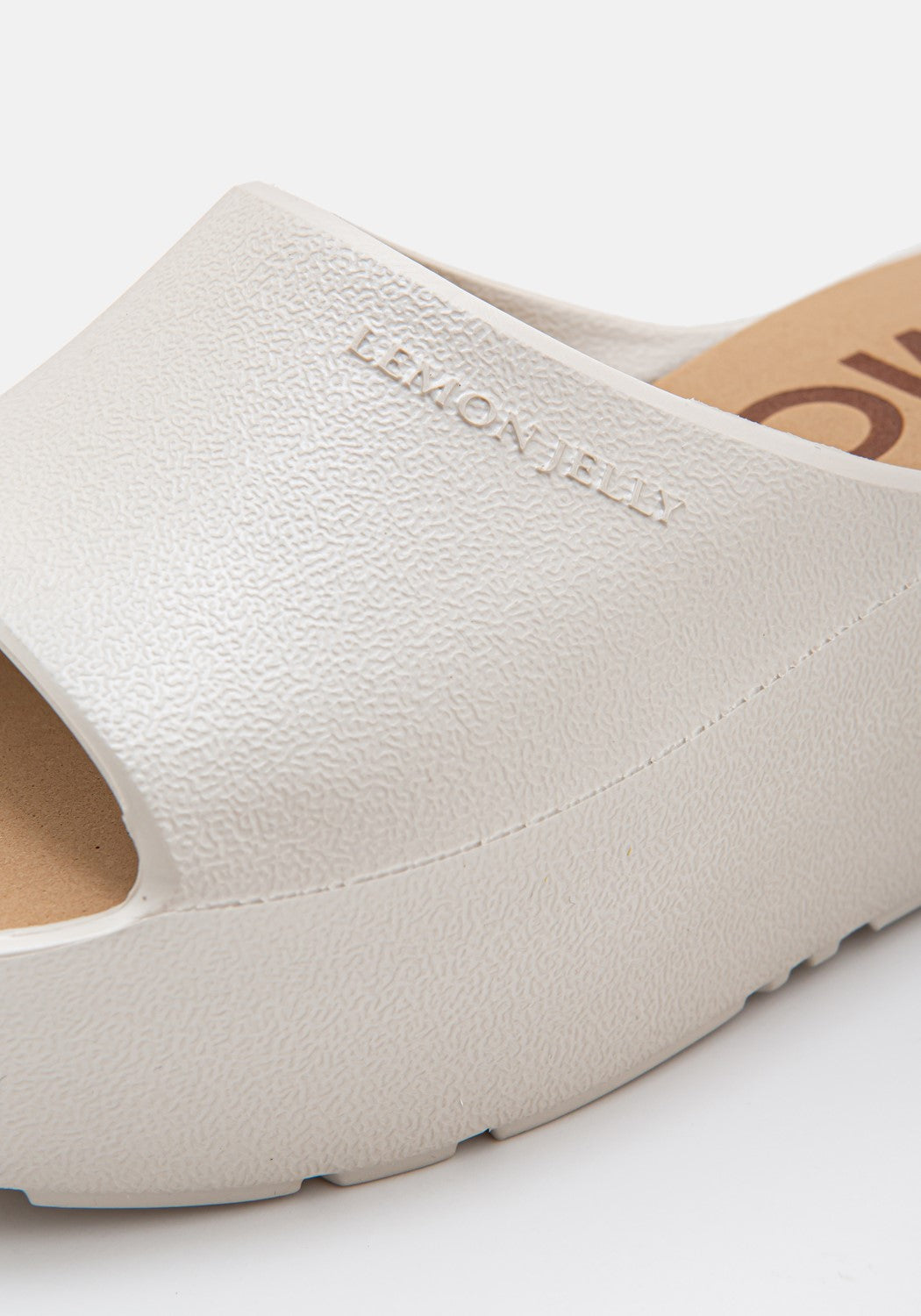 Sunny 05 warm grey | Bildmaterial bereitgestellt von SHOES.PLEASE.