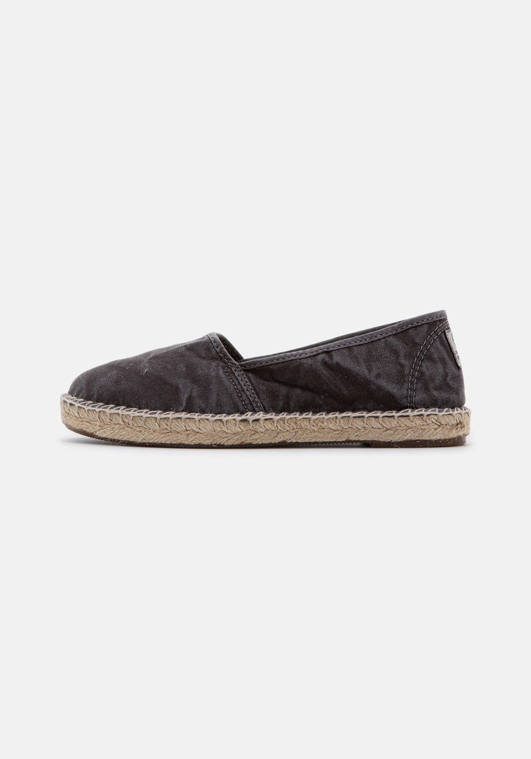 625E Camping Yute Enzimatico negro | Bildmaterial bereitgestellt von SHOES.PLEASE.