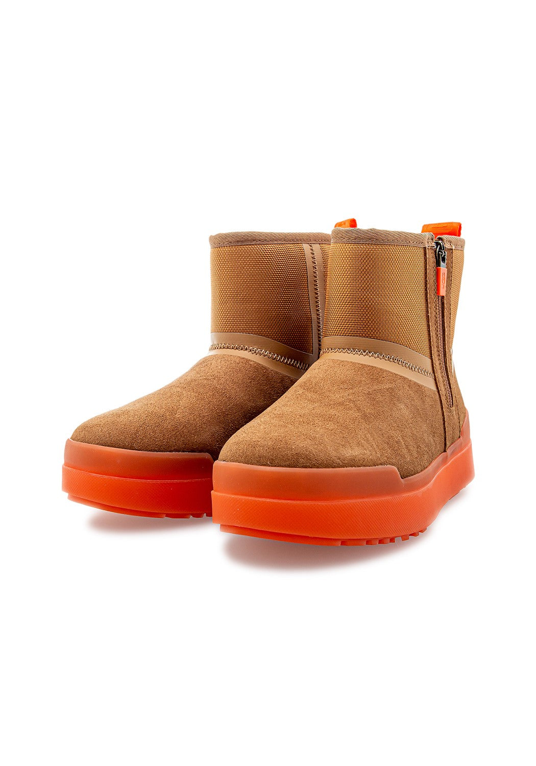 Classic Tech Mini chestnut | Bildmaterial bereitgestellt von SHOES.PLEASE.