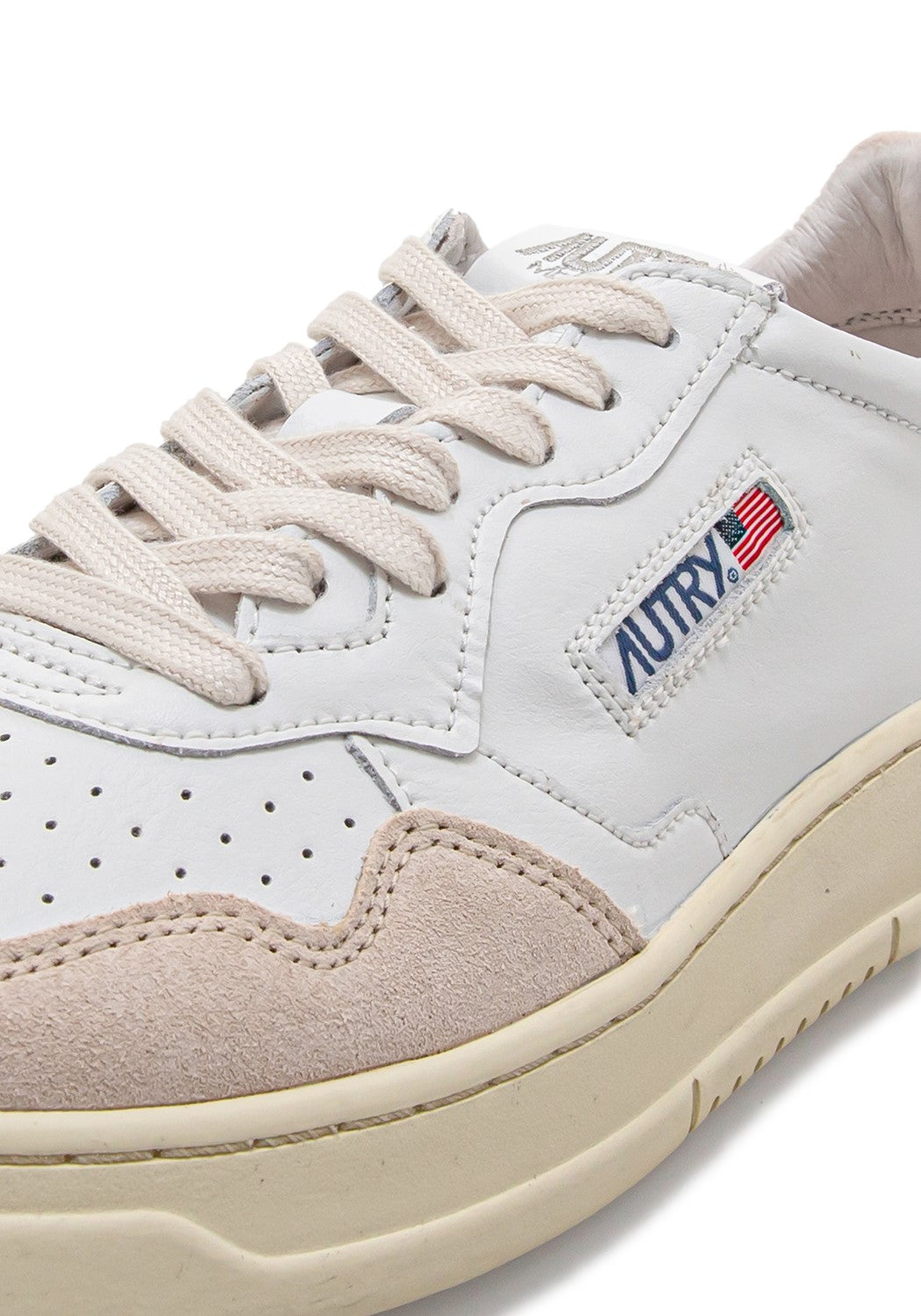 Autry 01 Low Men Leather/Suede white/whi | Bildmaterial bereitgestellt von SHOES.PLEASE.