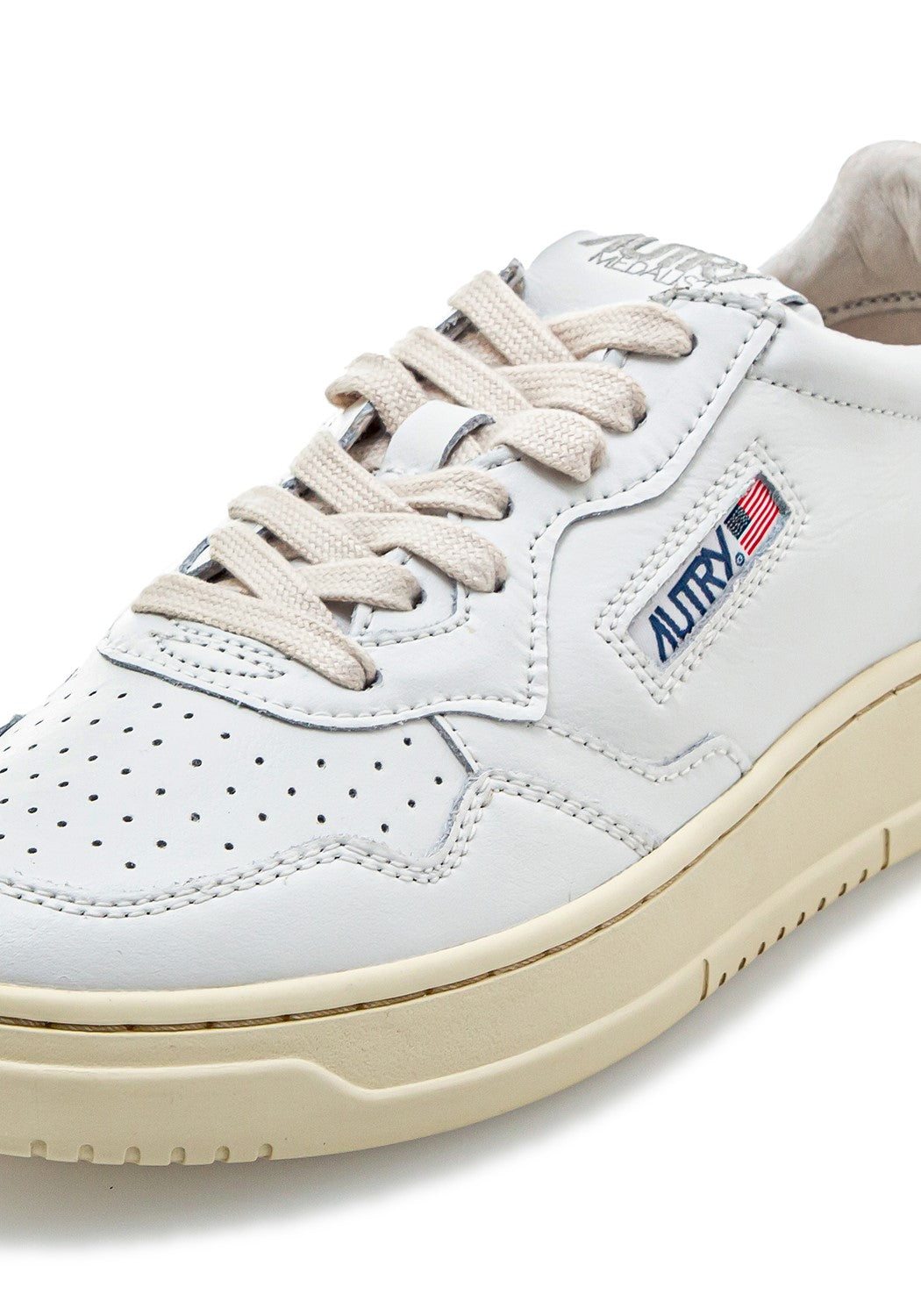 AUTRY 01 LOW WOM LEAT/LEAT white/white | Bildmaterial bereitgestellt von SHOES.PLEASE.