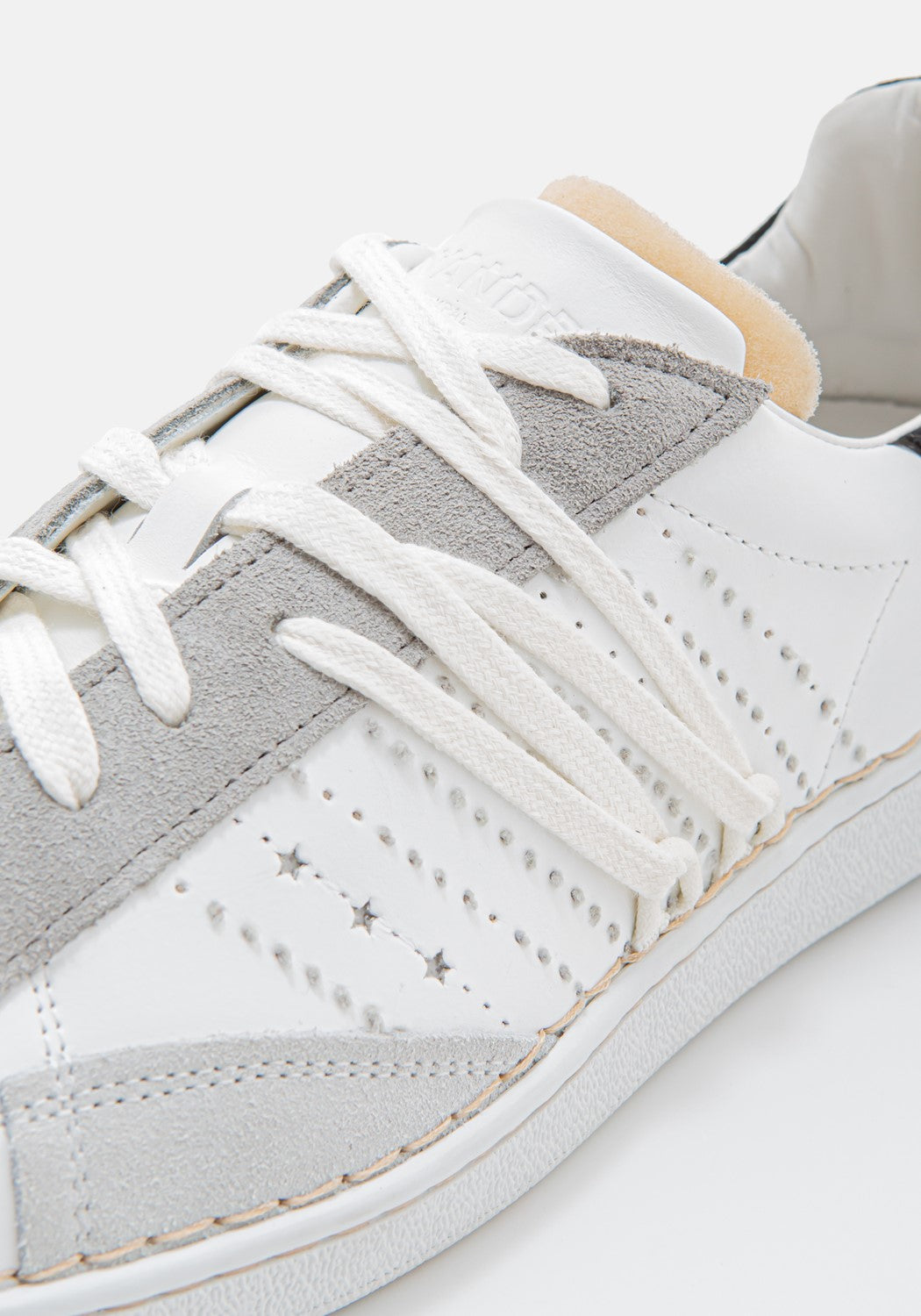 Stripeless Ultimate Atari white/black | Bildmaterial bereitgestellt von SHOES.PLEASE.
