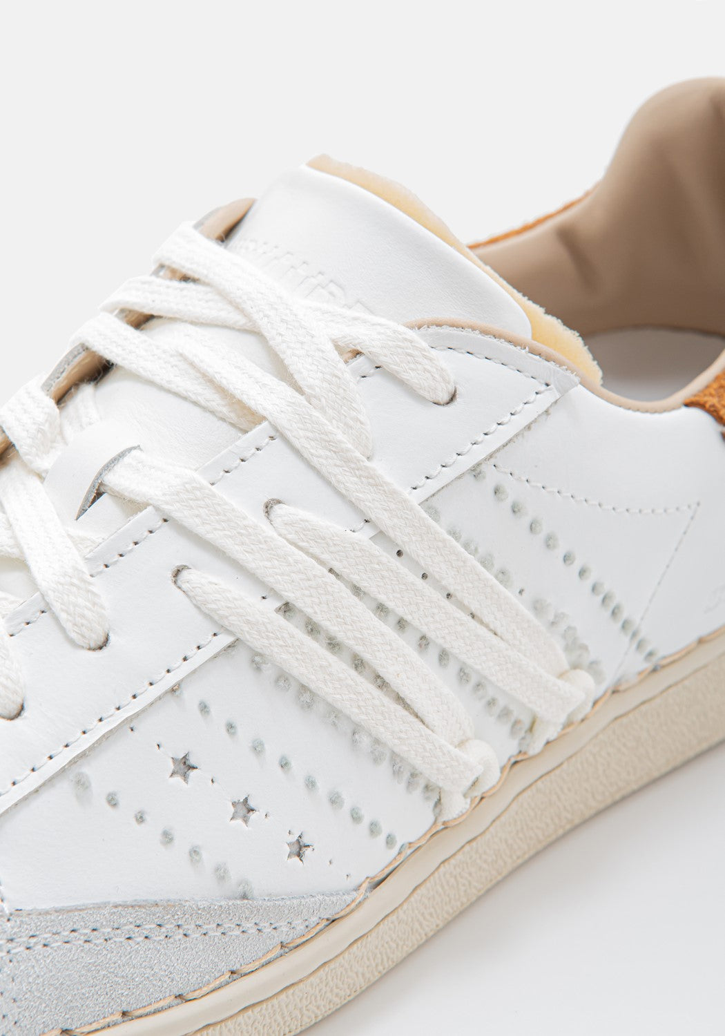 Stripeless Ultimate Atari white/cognac | Bildmaterial bereitgestellt von SHOES.PLEASE.
