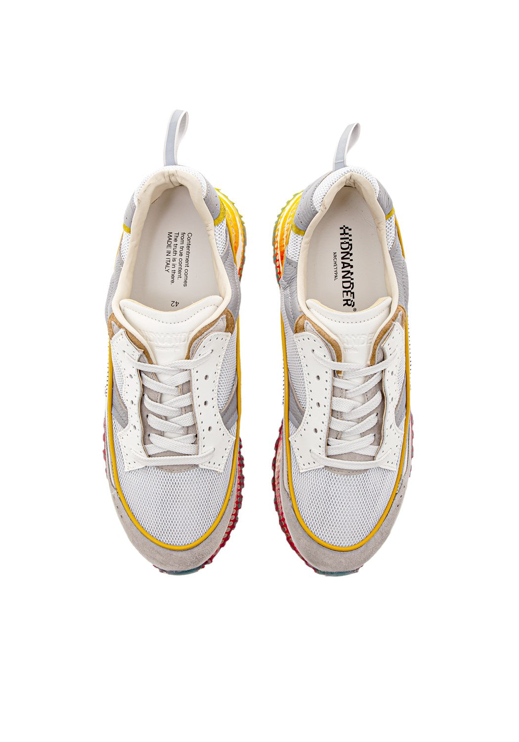 Threedome. Zero M sand dollar/macaron | Bildmaterial bereitgestellt von SHOES.PLEASE.