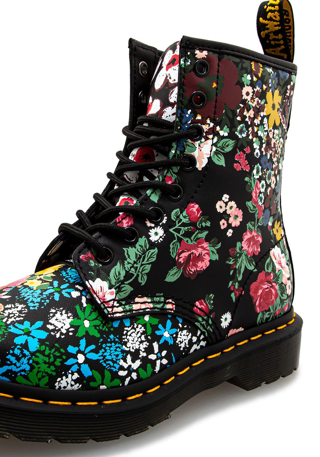 1460 Pascal white/black Floral Mash Up | Bildmaterial bereitgestellt von SHOES.PLEASE.