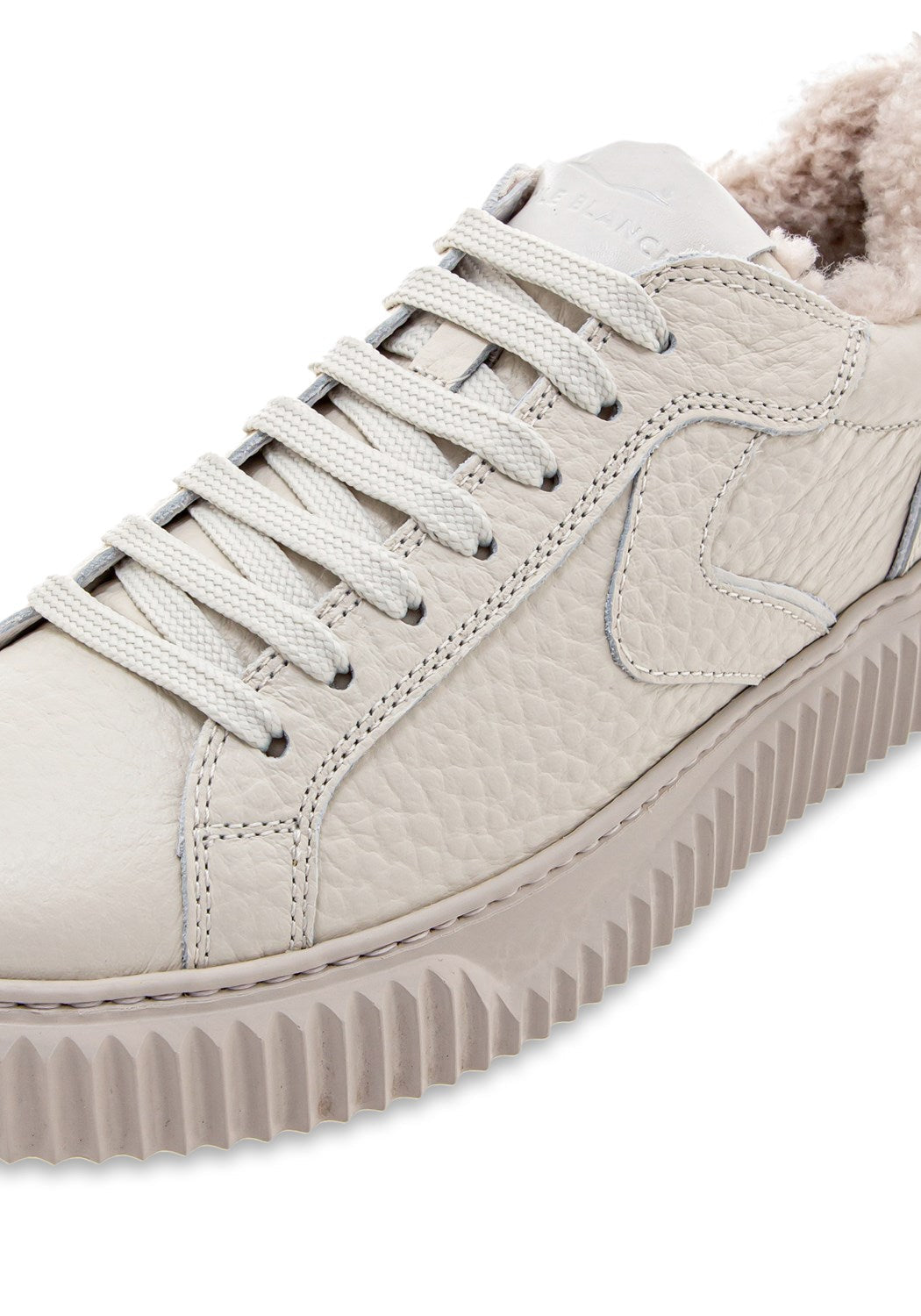 Lipari Macro Bottled white | Bildmaterial bereitgestellt von SHOES.PLEASE.