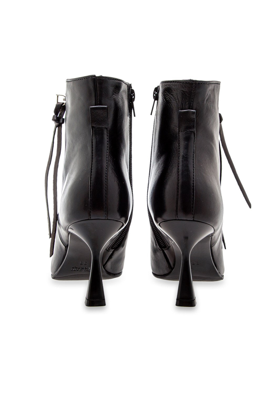 TM8758A-0030-0001 nero | Bildmaterial bereitgestellt von SHOES.PLEASE.