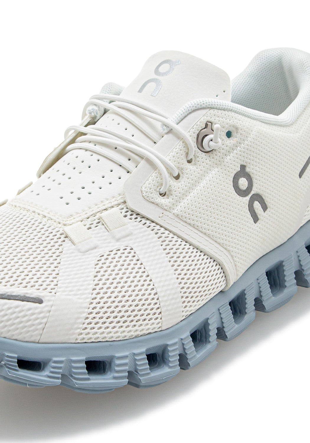 59.98886 W Cloud white/chambray | Bildmaterial bereitgestellt von SHOES.PLEASE.