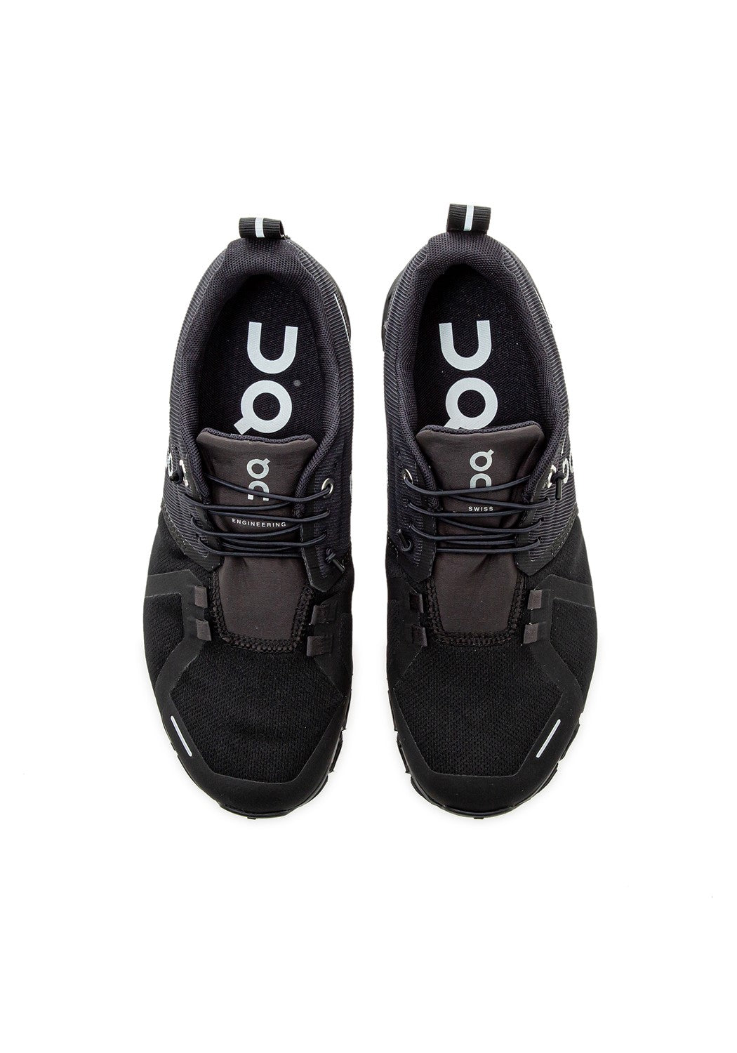 59.98838 W Cloud 5 WP all black | Bildmaterial bereitgestellt von SHOES.PLEASE.