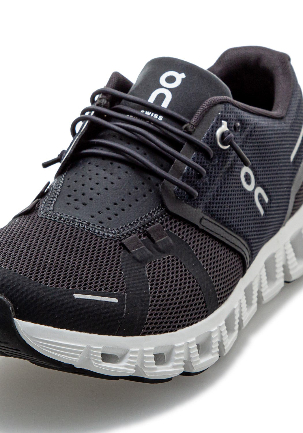 59.98904 W Cloud 5 black/white | Bildmaterial bereitgestellt von SHOES.PLEASE.