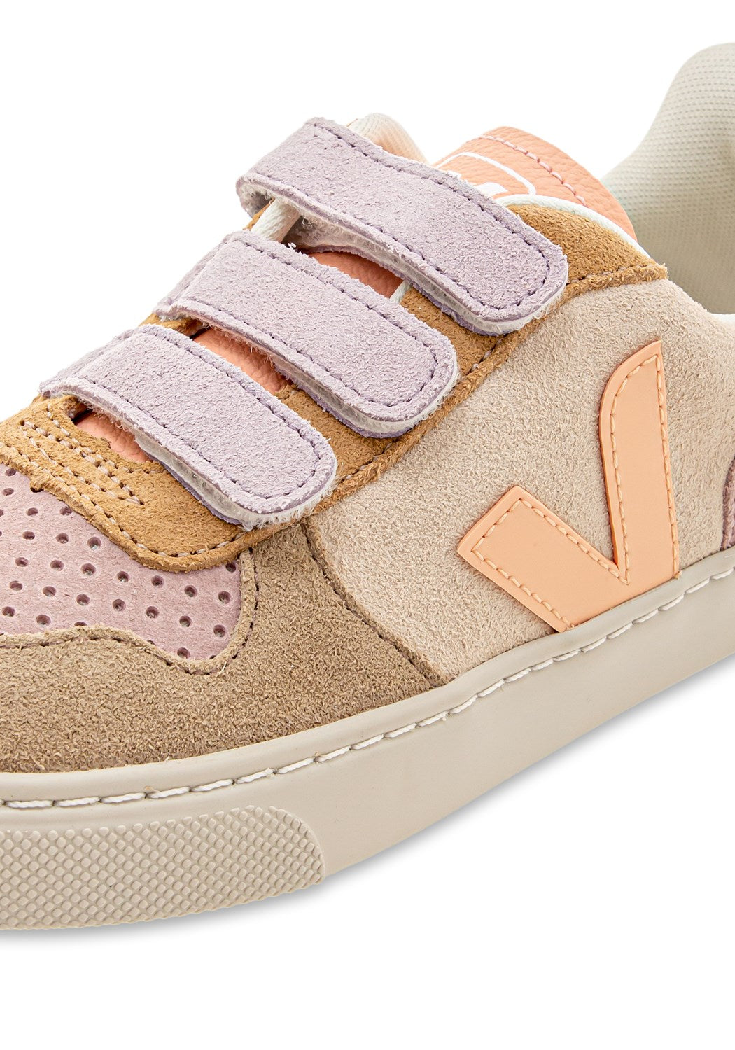 Small V-10 Suede Multico-Sable | Bildmaterial bereitgestellt von SHOES.PLEASE.