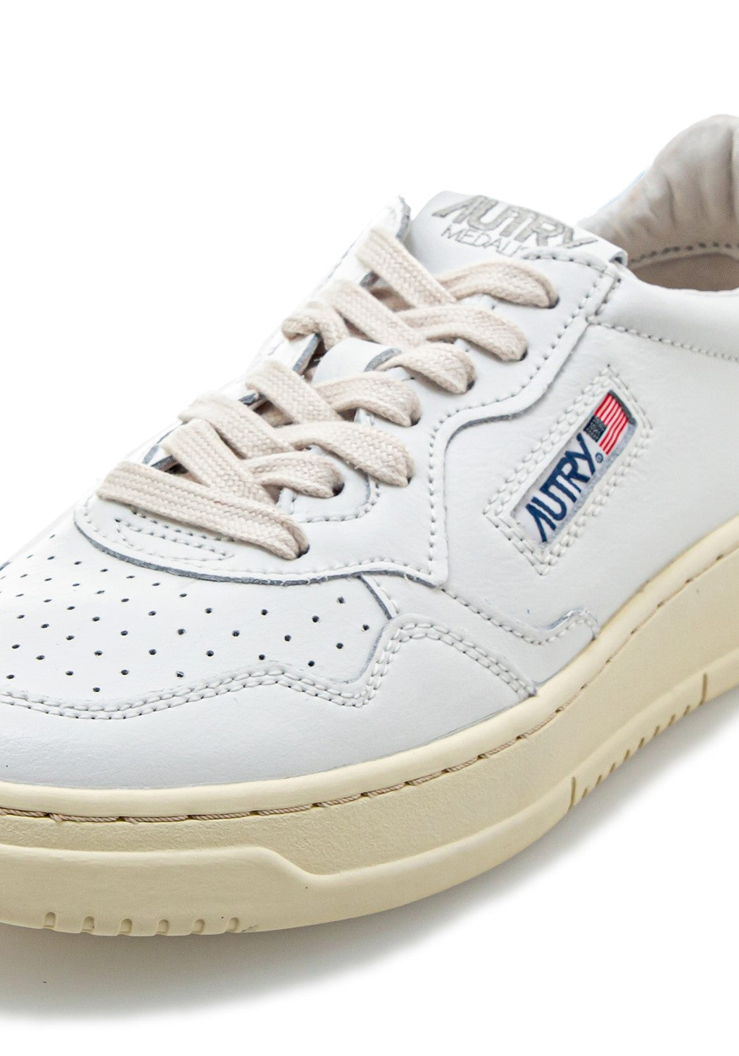 Autry 01 Low Wmn Leather/Leather wht/br | Bildmaterial bereitgestellt von SHOES.PLEASE.