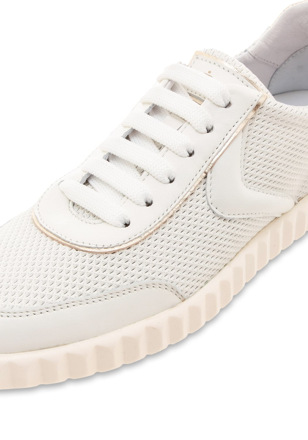Selia Nappa Press./Metallic Goat Skin Wh | Bildmaterial bereitgestellt von SHOES.PLEASE.