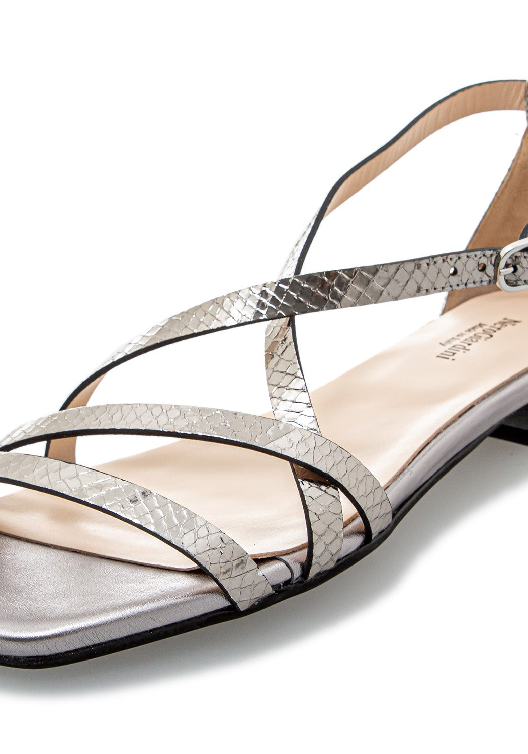 E218430DE Blade St.Vipera acci | Bildmaterial bereitgestellt von SHOES.PLEASE.