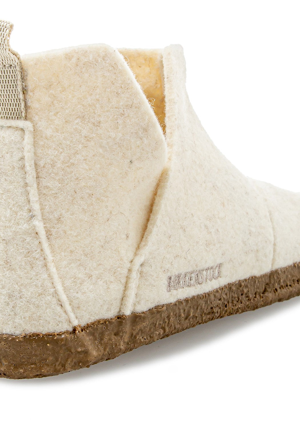 Andermatt Standard WZ ecru | Bildmaterial bereitgestellt von SHOES.PLEASE.