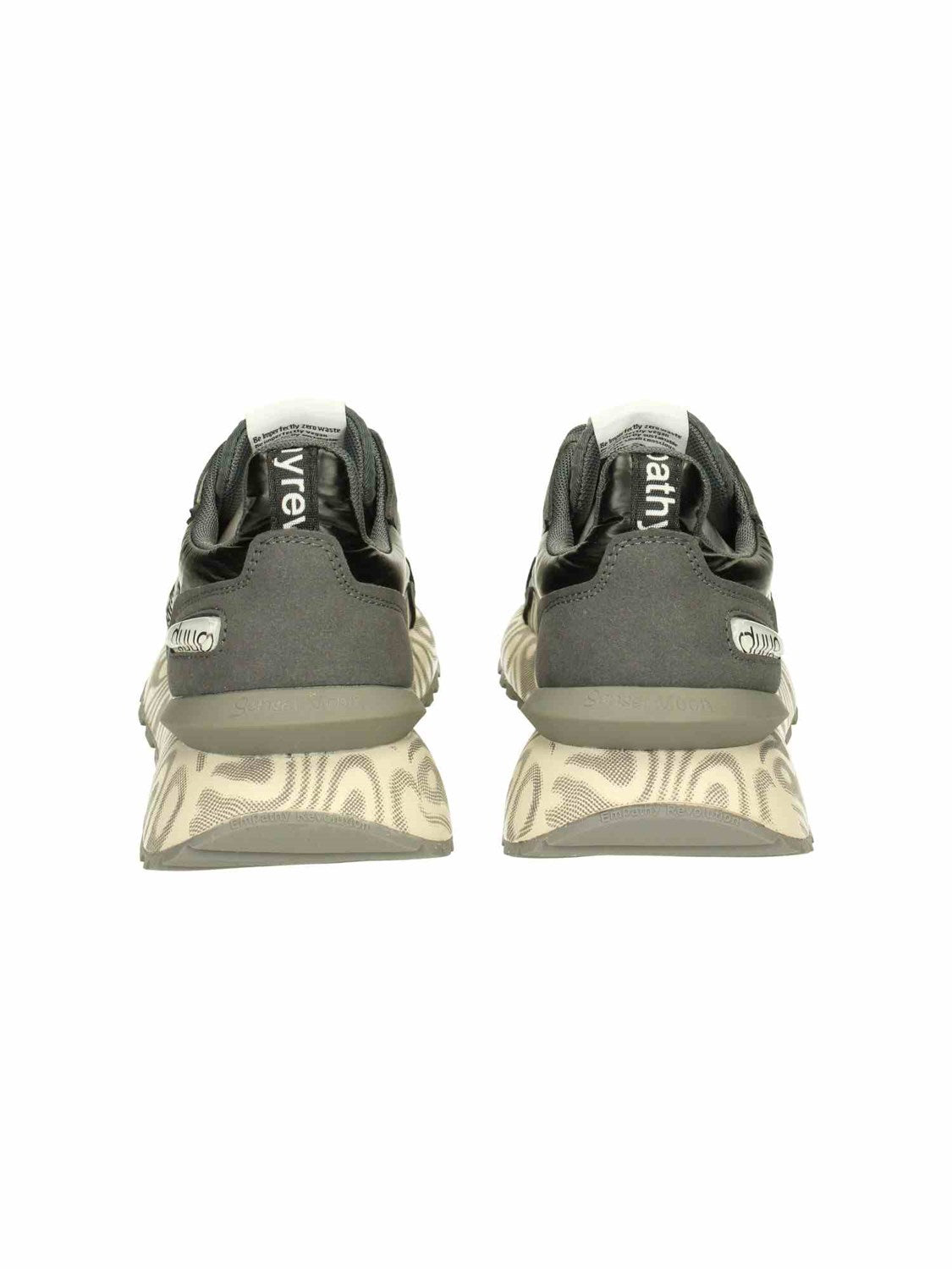 Sensei Moon 100 | Bildmaterial bereitgestellt von SHOES.PLEASE.