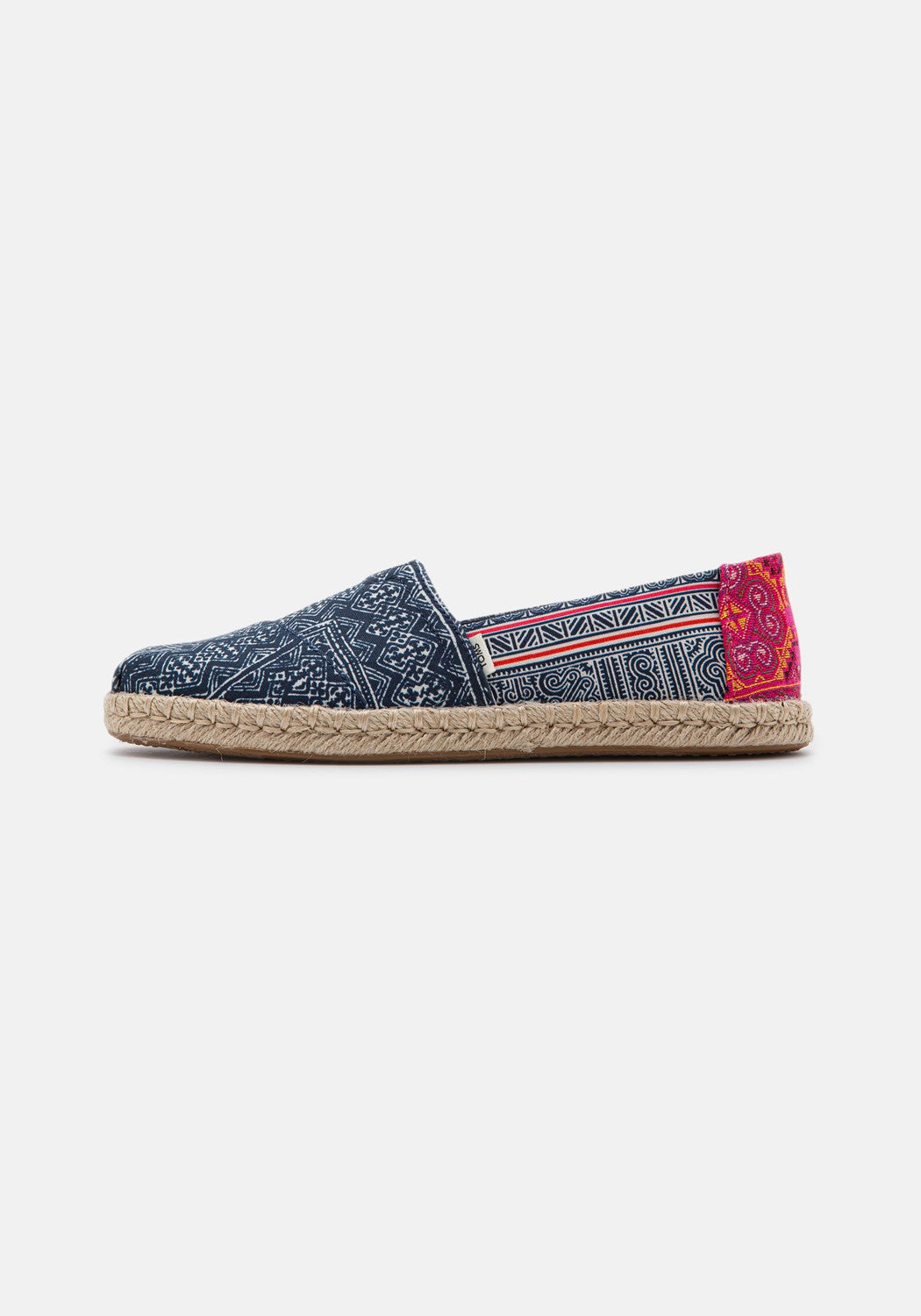 10016263 WM Hmong PRT indigo floral | Bildmaterial bereitgestellt von SHOES.PLEASE.