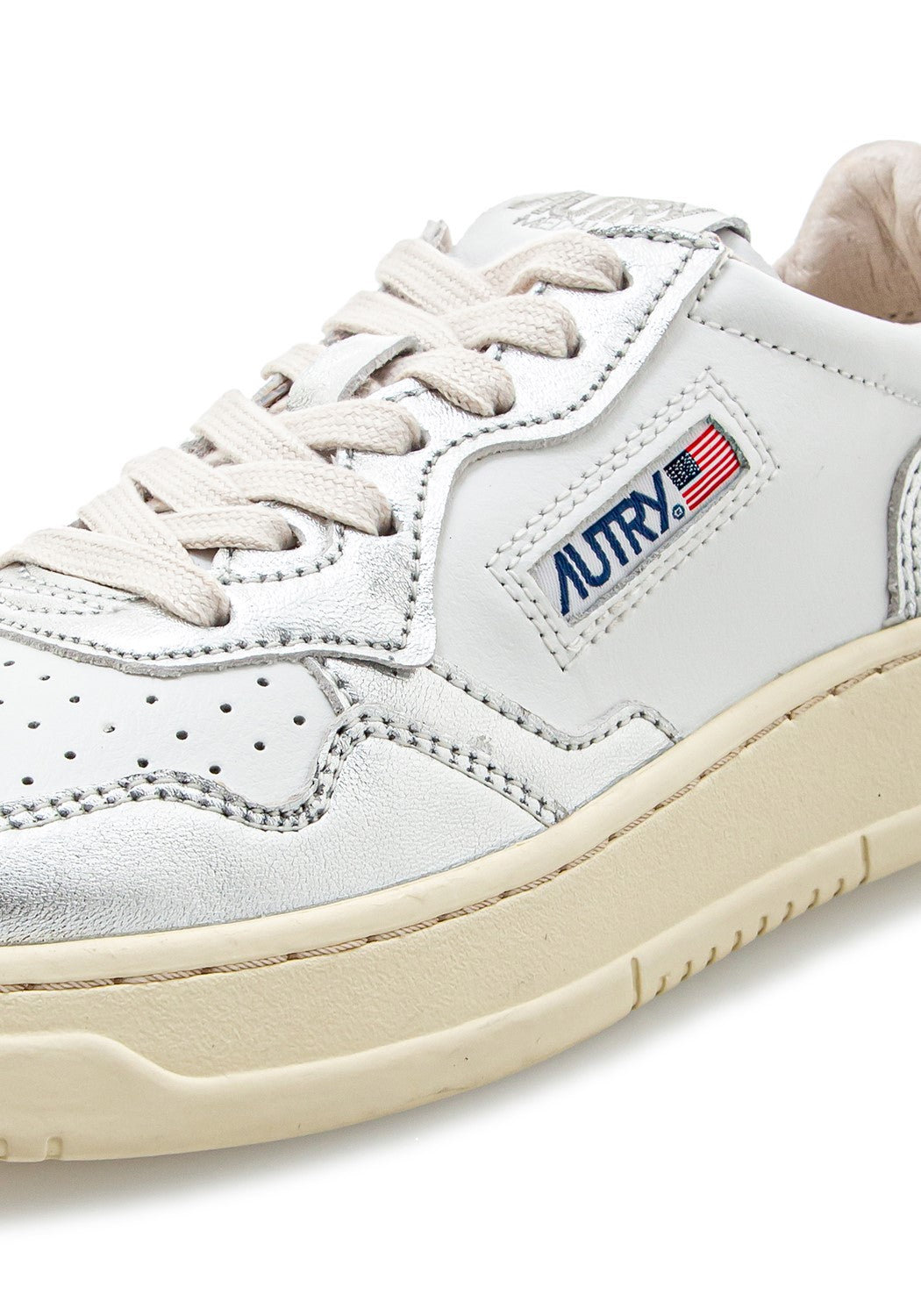 AUTRY 01 LOW WOM LEAT/LEAT silver | Bildmaterial bereitgestellt von SHOES.PLEASE.