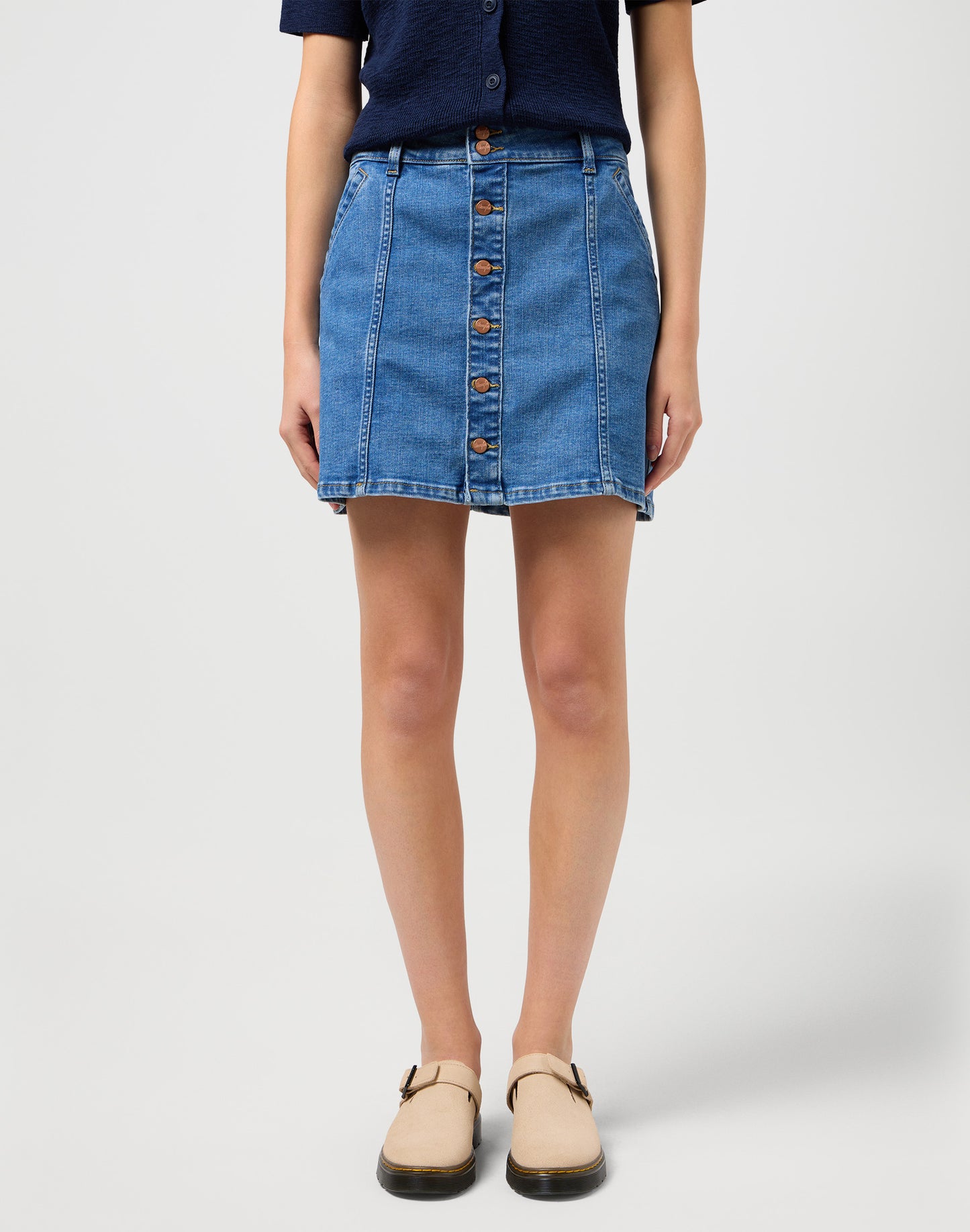 DENIM_MINI_SKIRT MID_WASH | Bildmaterial bereitgestellt von SHOES.PLEASE.