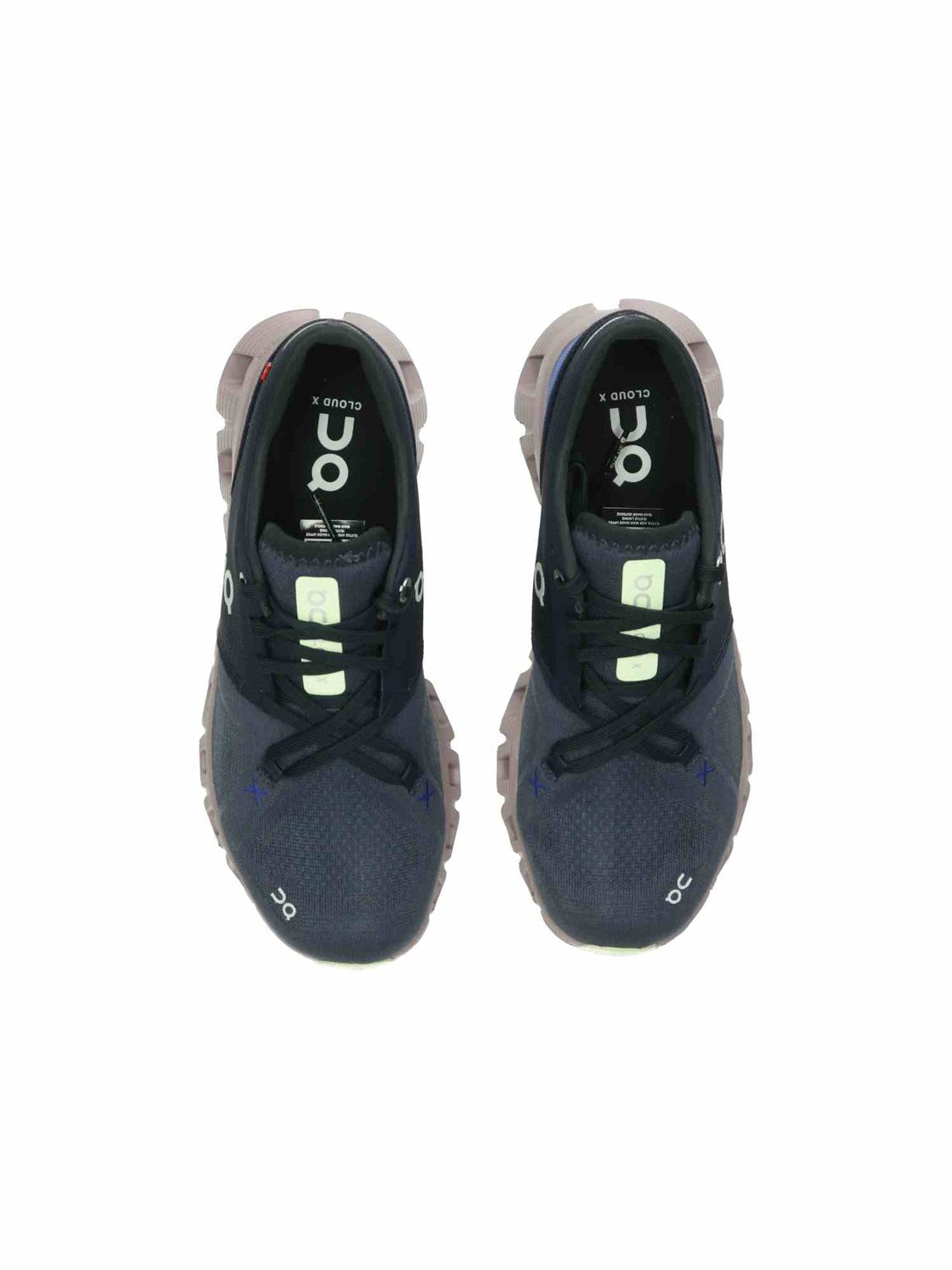 60.98689 W Cloud X 3 midnight/heron | Bildmaterial bereitgestellt von SHOES.PLEASE.