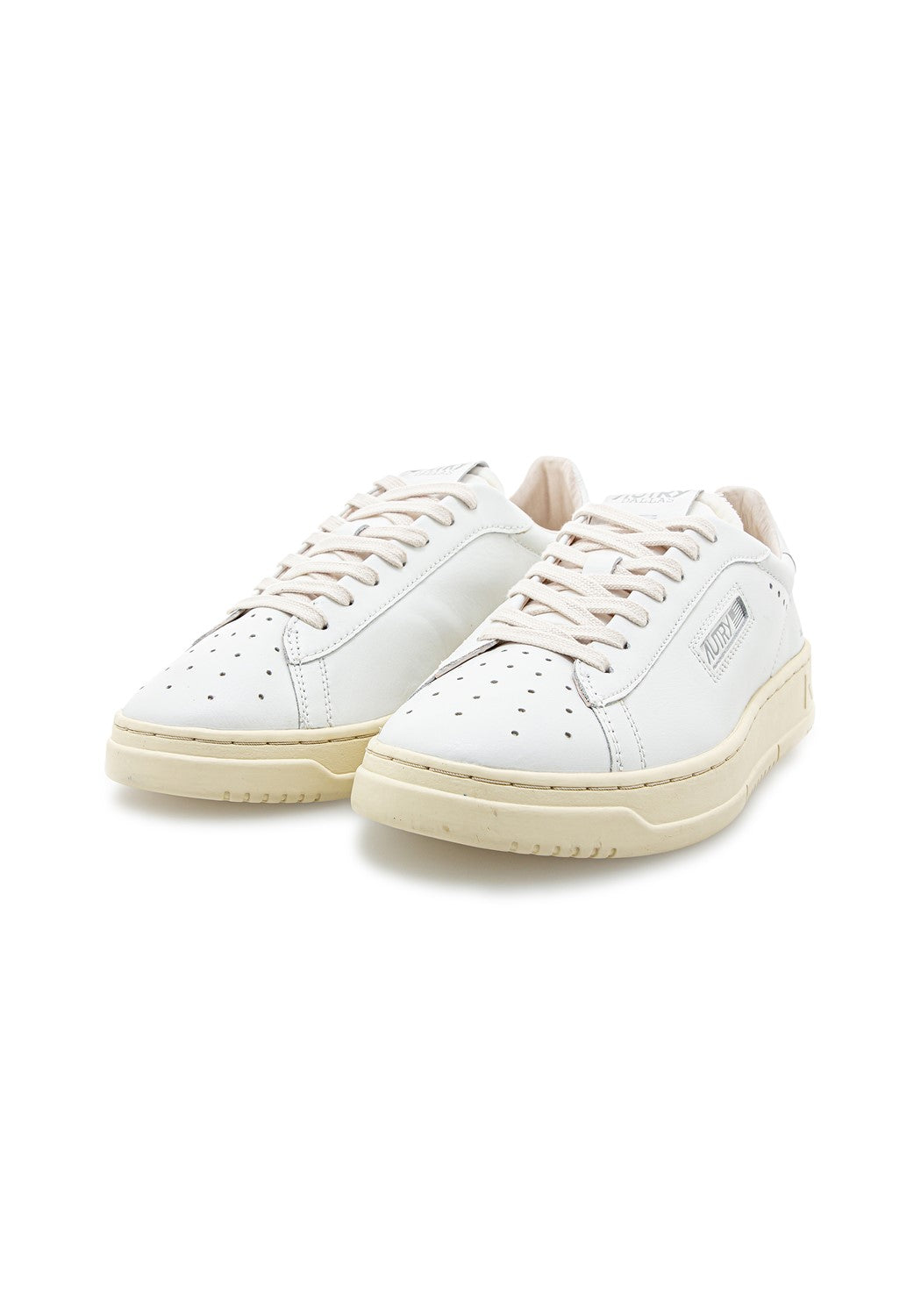 DALLAS LOW MAN LEAT/FOIL white/silver | Bildmaterial bereitgestellt von SHOES.PLEASE.