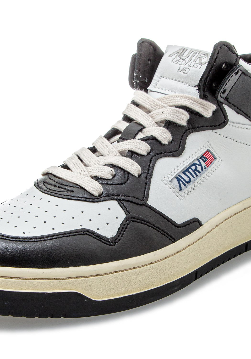 AUTRY 01 MID MAN LEAT/LEAT white/black | Bildmaterial bereitgestellt von SHOES.PLEASE.