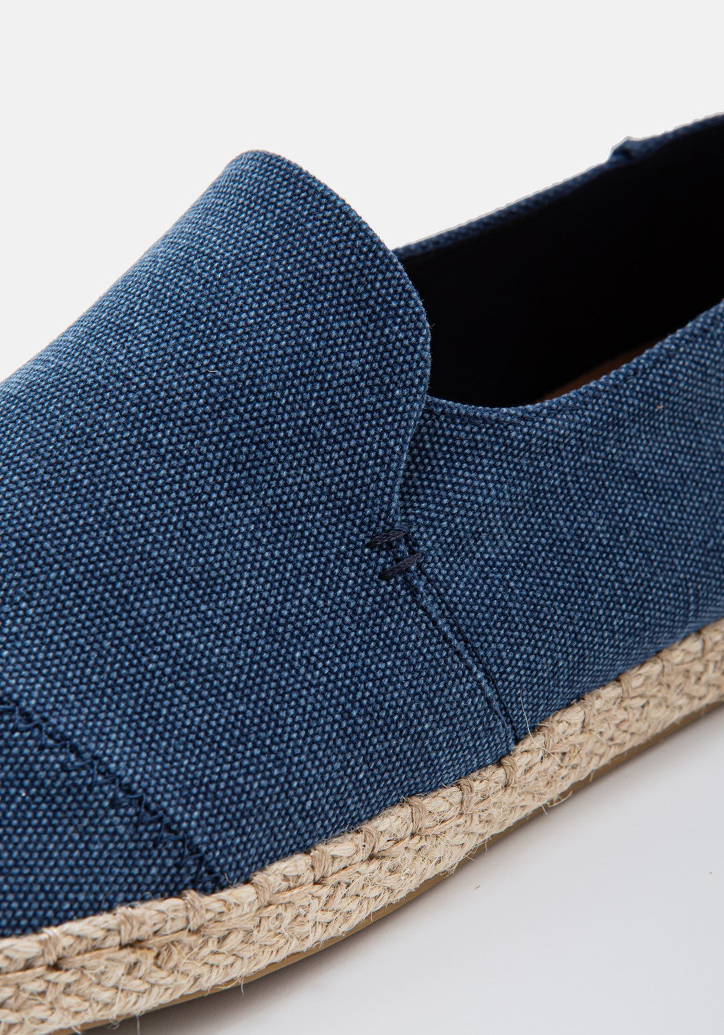 11001162 MN Deconstructed navy washed ca | Bildmaterial bereitgestellt von SHOES.PLEASE.