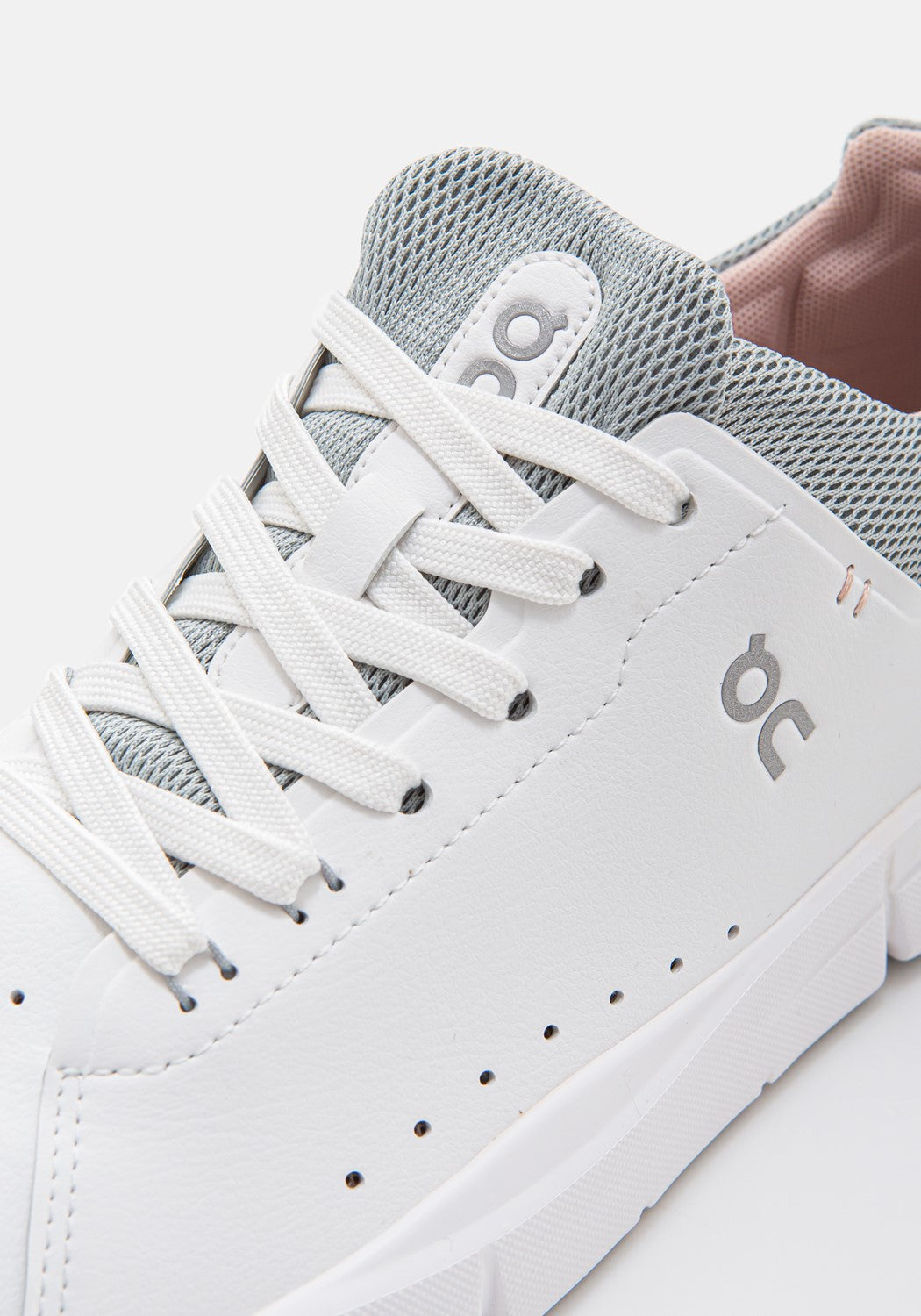 48.99454 W The Roger Advantage wht/rose | Bildmaterial bereitgestellt von SHOES.PLEASE.