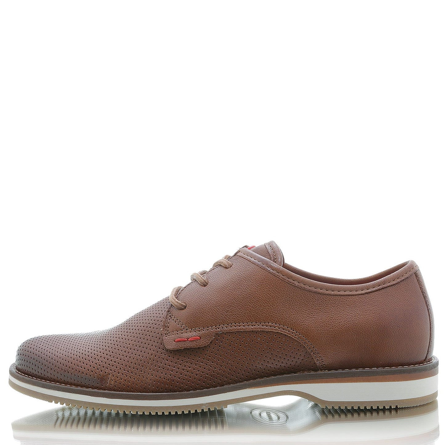 Deadmau 4 cuero | Bildmaterial bereitgestellt von SHOES.PLEASE.