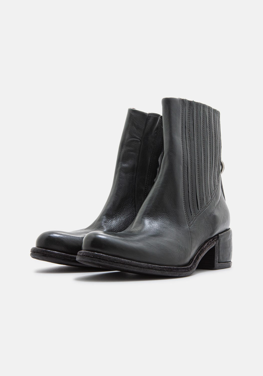 548206-0101-0005 balsamic/nero | Bildmaterial bereitgestellt von SHOES.PLEASE.