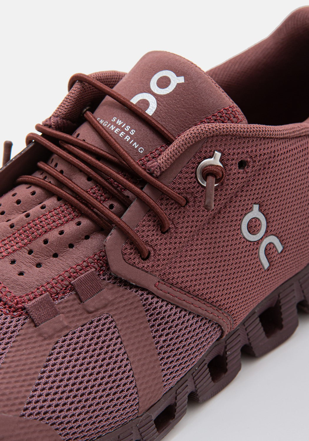 19.99514 W Cloud Monochrome grape | Bildmaterial bereitgestellt von SHOES.PLEASE.