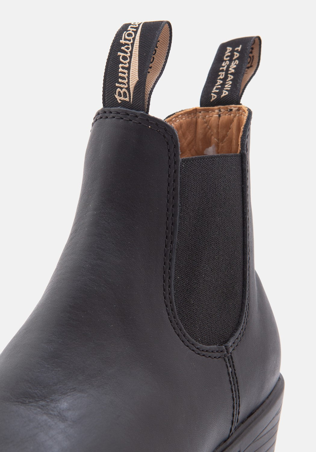 1671 Women Black Leather | Bildmaterial bereitgestellt von SHOES.PLEASE.