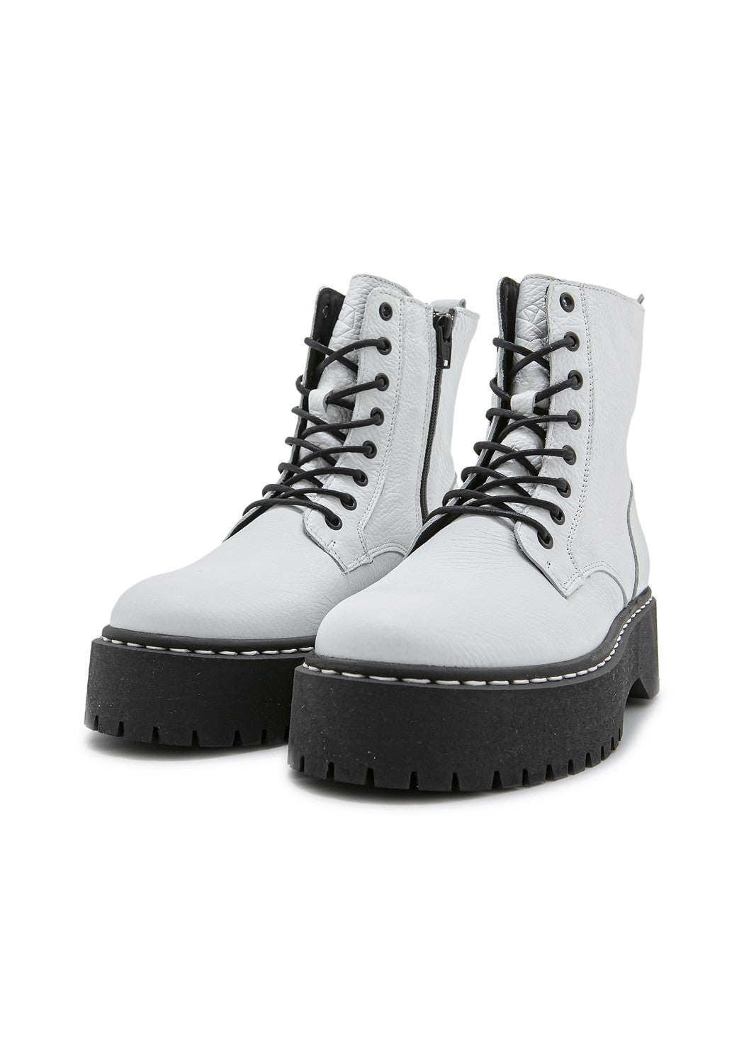 RSMary Boot white/black | Bildmaterial bereitgestellt von SHOES.PLEASE.