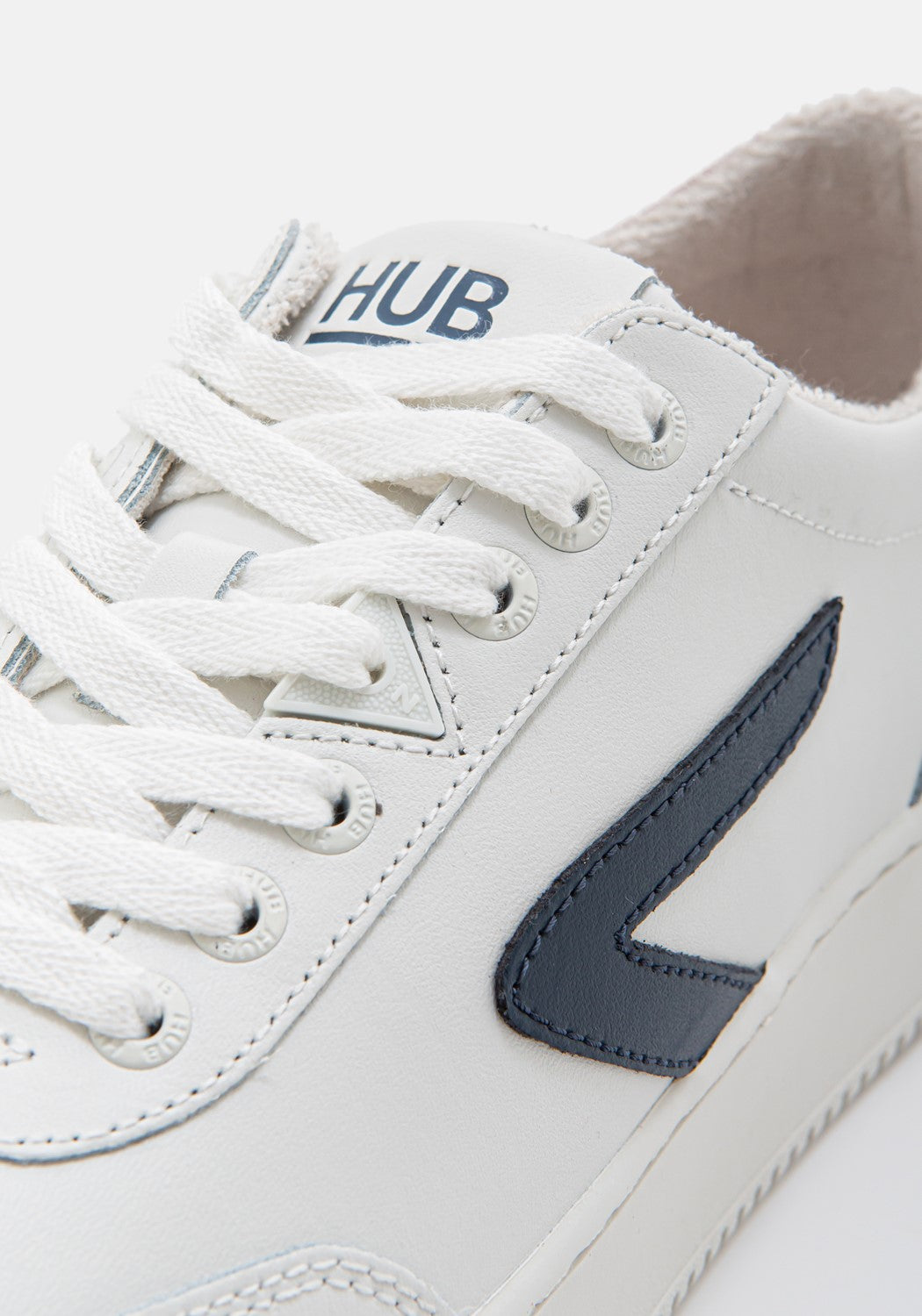 Baseline-M L31 NO Laether/terry lin offw | Bildmaterial bereitgestellt von SHOES.PLEASE.