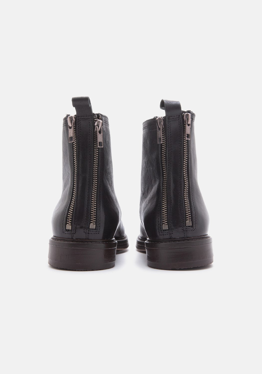 Wring black | Bildmaterial bereitgestellt von SHOES.PLEASE.