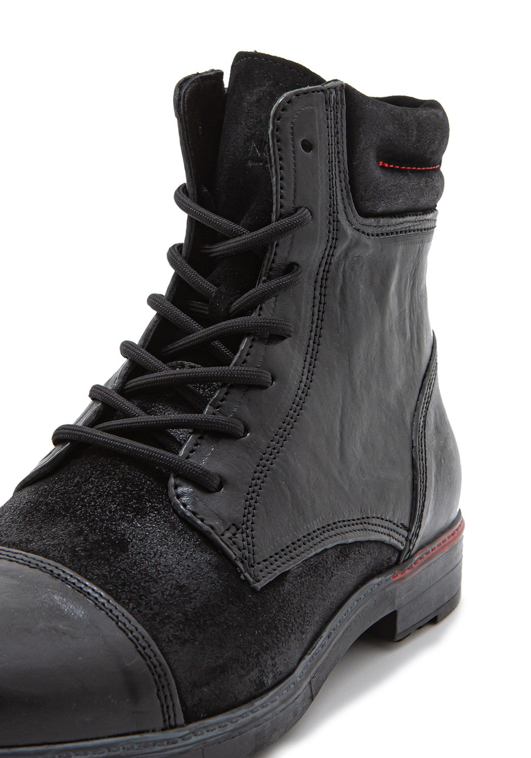 Iron 4 black | Bildmaterial bereitgestellt von SHOES.PLEASE.