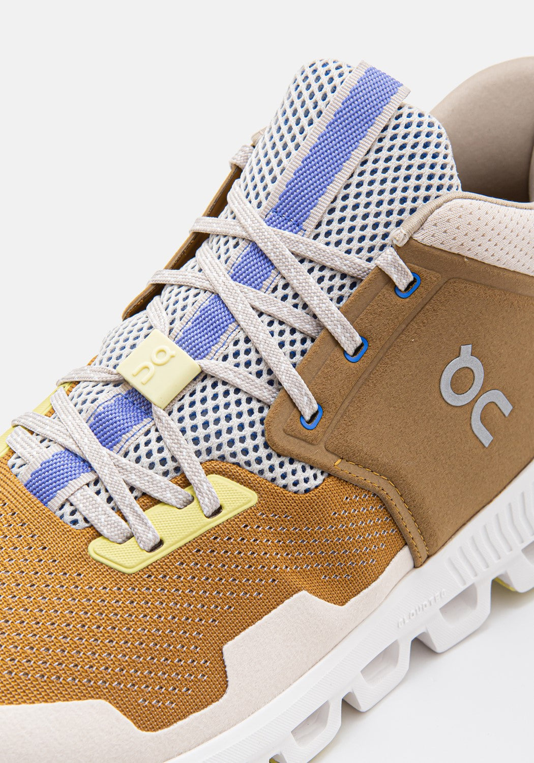 28.99468 M Cloud Hi Edge cumin/pearl | Bildmaterial bereitgestellt von SHOES.PLEASE.