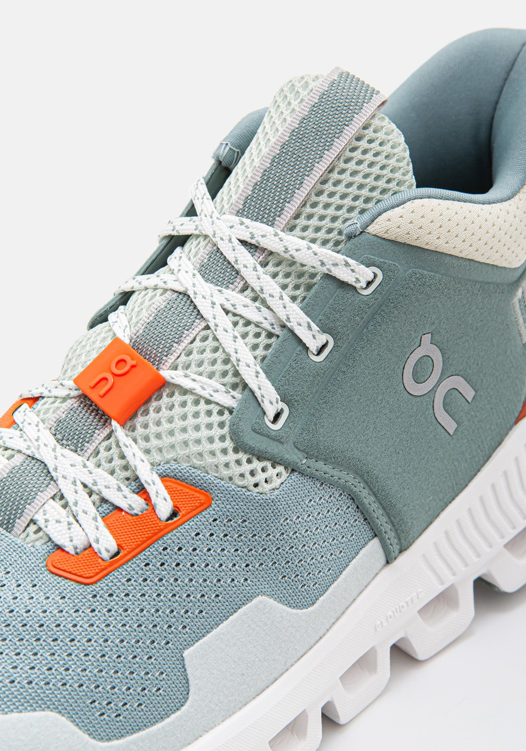 28.99467 M Cloud Hi Edge cobble/sea | Bildmaterial bereitgestellt von SHOES.PLEASE.